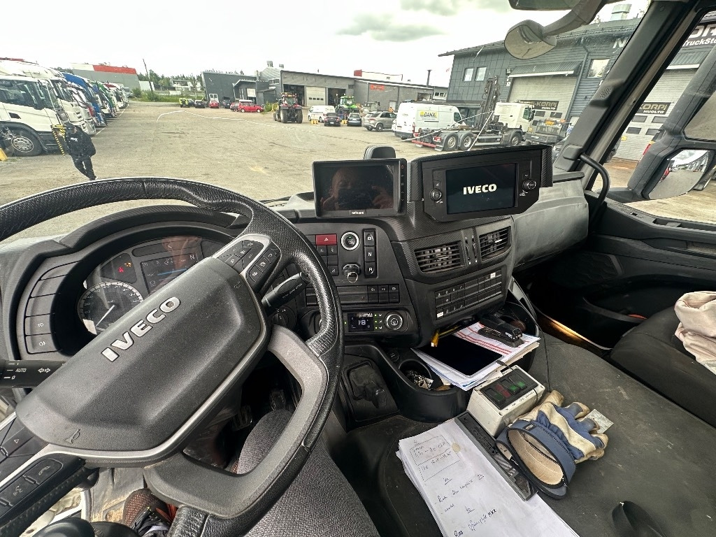 Iveco S-Way AD 260S48 - Kranbil: bild 5 Iveco S-Way AD 260S48 - Kranbil: bild 5