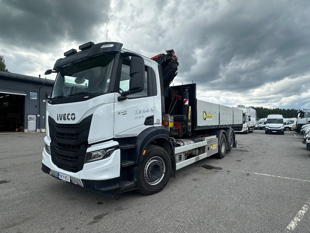 Iveco S-Way AD 260S48 - Kranbil: bild 1 Iveco S-Way AD 260S48 - Kranbil: bild 1