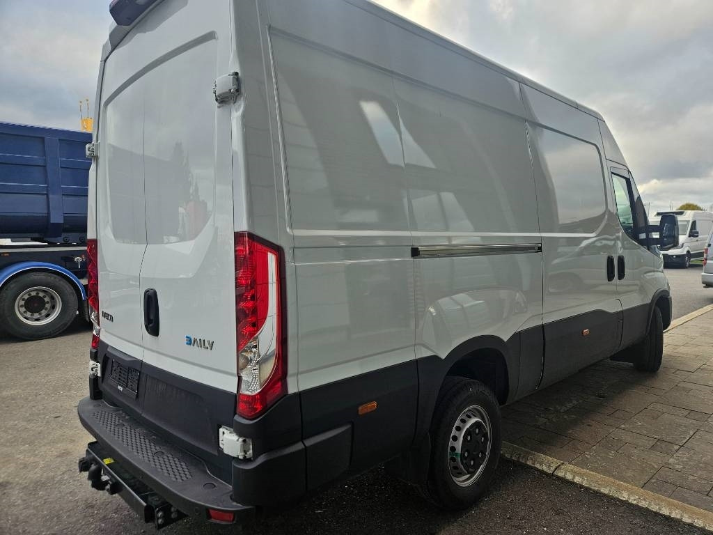Iveco eDaily 42S14 12m3 - Skåpbil, El transportbil: bild 3 Iveco eDaily 42S14 12m3 - Skåpbil, El transportbil: bild 3