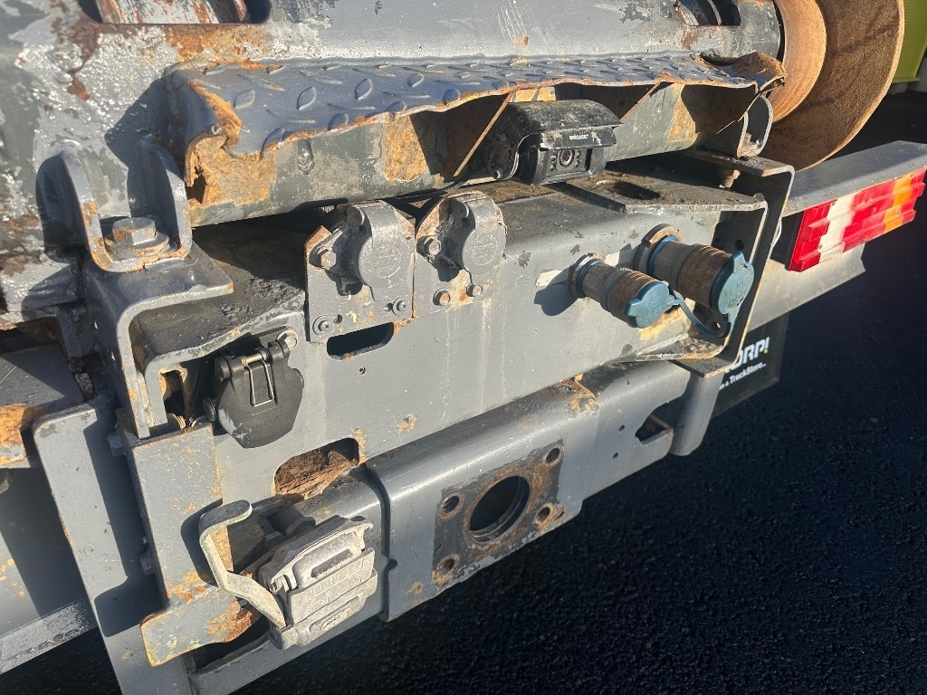 Leasa Mercedes-Benz Actros 2545 L 6x2 Mercedes-Benz Actros 2545 L 6x2: bild 10 Leasa Mercedes-Benz Actros 2545 L 6x2 Mercedes-Benz Actros 2545 L 6x2: bild 10