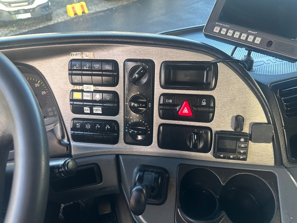 Leasa Mercedes-Benz Actros 2545 L 6x2 Mercedes-Benz Actros 2545 L 6x2: bild 18 Leasa Mercedes-Benz Actros 2545 L 6x2 Mercedes-Benz Actros 2545 L 6x2: bild 18