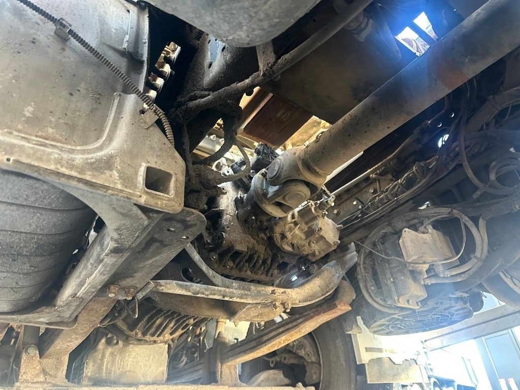 Leasa Mercedes-Benz Actros 2545 L 6x2 Mercedes-Benz Actros 2545 L 6x2: bild 13 Leasa Mercedes-Benz Actros 2545 L 6x2 Mercedes-Benz Actros 2545 L 6x2: bild 13