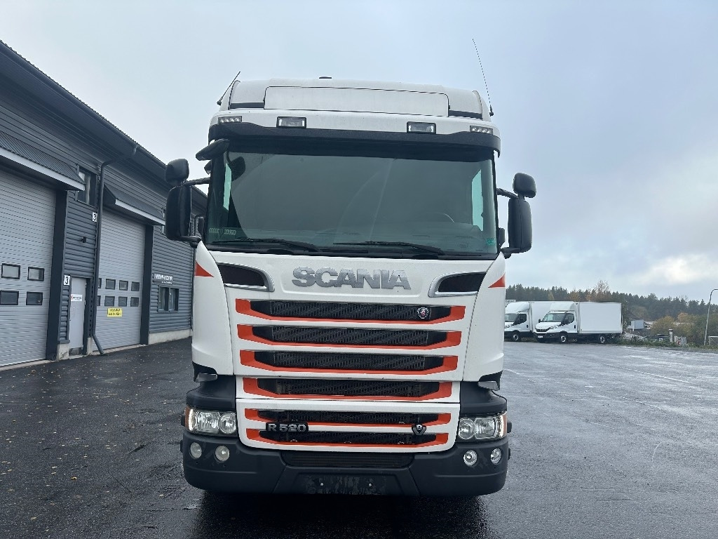 Scania R520 8x2/4 - Lastbil med kabelsystem: bild 2 Scania R520 8x2/4 - Lastbil med kabelsystem: bild 2