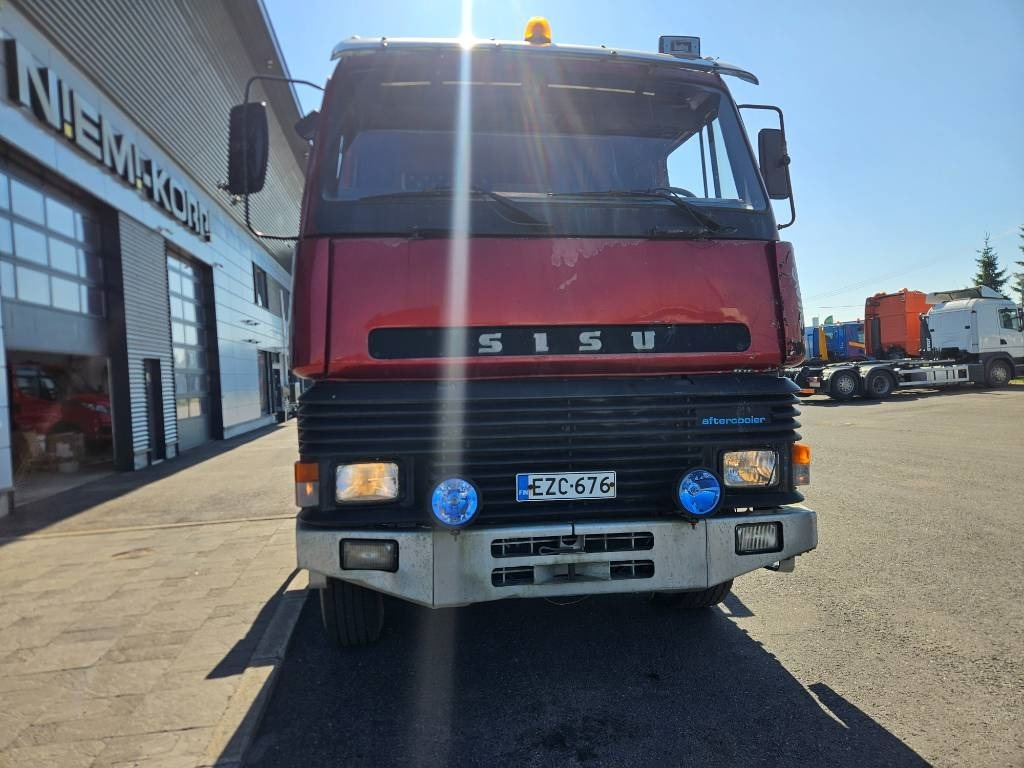 Sisu SM300 8X2  - Timmerbil: bild 2 Sisu SM300 8X2  - Timmerbil: bild 2