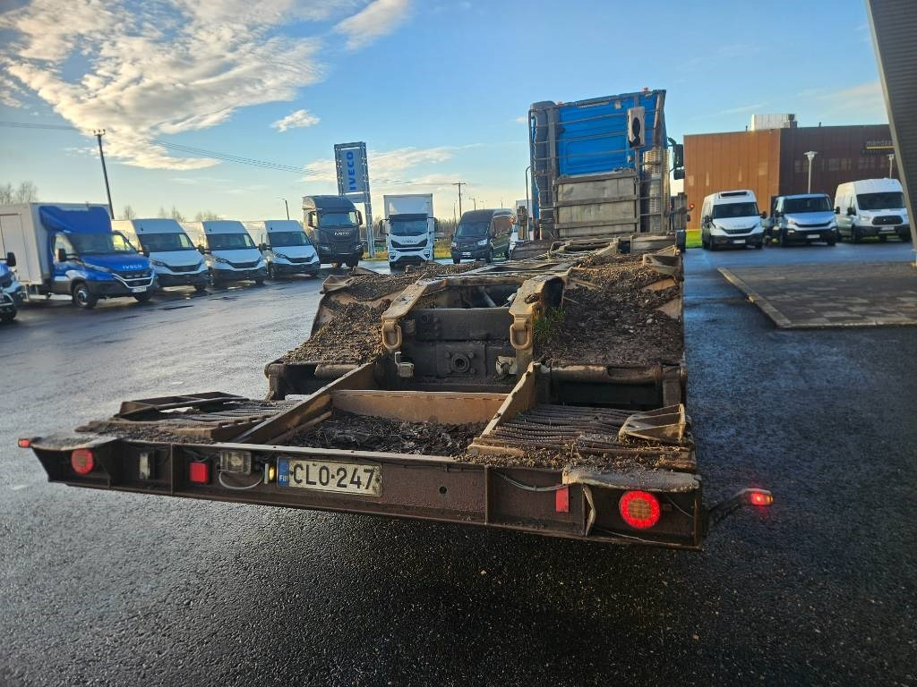 Volvo FH12 8x4 - Timmerbil: bild 4 Volvo FH12 8x4 - Timmerbil: bild 4