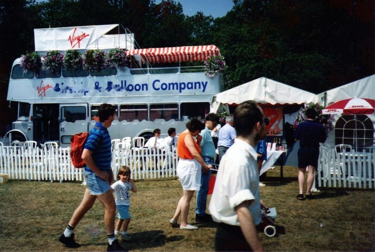Dubbeldäckare buss Leyland PD3 British Triple-Decker Bus Promotional Exhibition: bild 10 Dubbeldäckare buss Leyland PD3 British Triple-Decker Bus Promotional Exhibition: bild 10