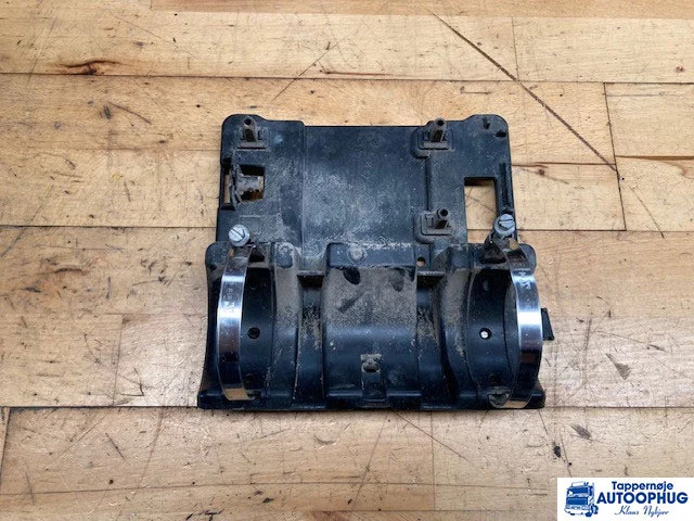 MAN Front radar sensor – MAN 81.27610-0035 - Elektriskt system för Lastbil: bild 2 MAN Front radar sensor – MAN 81.27610-0035 - Elektriskt system för Lastbil: bild 2