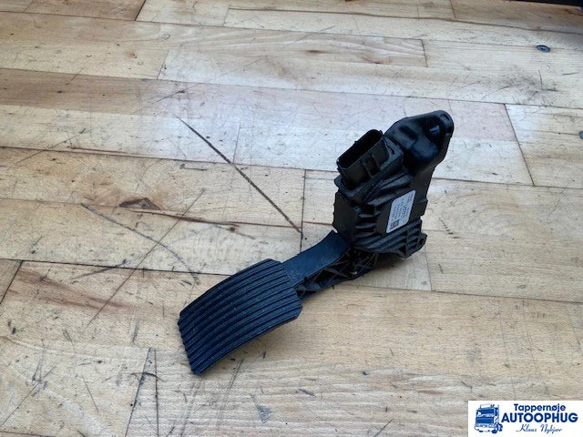 MAN Gaspedal – MAN 81.25970-6110 - Elektriskt system för Lastbil: bild 1 MAN Gaspedal – MAN 81.25970-6110 - Elektriskt system för Lastbil: bild 1