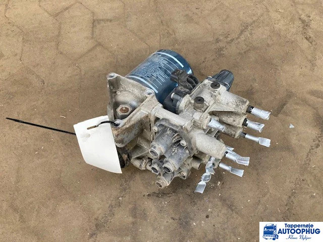 MAN Lufttørrer – MAN 81.52108-6028 - Elektriskt system för Lastbil: bild 1 MAN Lufttørrer – MAN 81.52108-6028 - Elektriskt system för Lastbil: bild 1