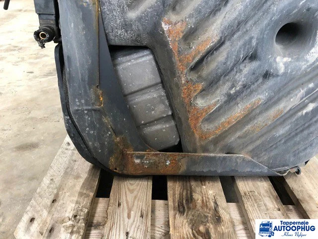 Scania Adblue pumpe Adblue tank P/N: 2141802 – 1884225 - AdBlue tank för Lastbil: bild 3 Scania Adblue pumpe Adblue tank P/N: 2141802 – 1884225 - AdBlue tank för Lastbil: bild 3