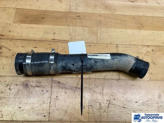 Scania Retarder vandrør Scania 2211743 - Växellåda och reservdelar för Lastbil: bild 1 Scania Retarder vandrør Scania 2211743 - Växellåda och reservdelar för Lastbil: bild 1
