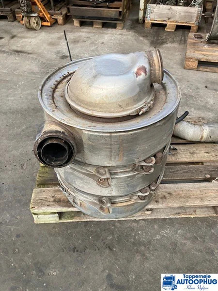 Scania Udstødning / end silencer P/N: 1821889 / 1868571 - Avgassystem för Lastbil: bild 4 Scania Udstødning / end silencer P/N: 1821889 / 1868571 - Avgassystem för Lastbil: bild 4