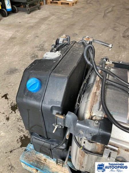 Scania adblue tank / reductant tank scania 2393232 - AdBlue tank för Lastbil: bild 2 Scania adblue tank / reductant tank scania 2393232 - AdBlue tank för Lastbil: bild 2