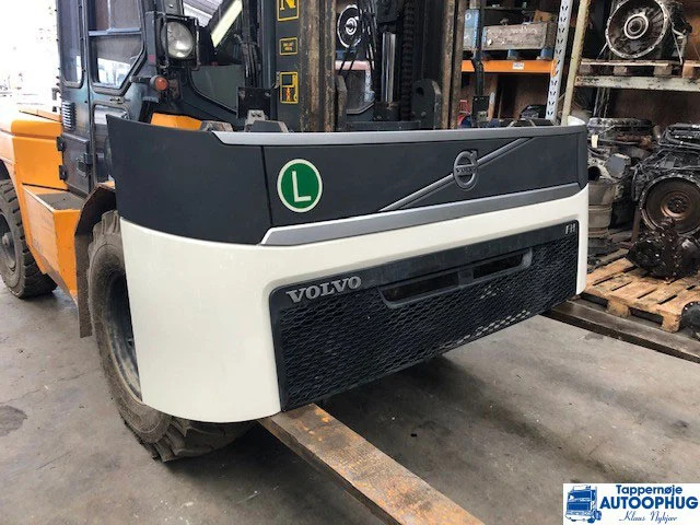 Volvo FH4 Komplet front OEM 82360122 / 821547773 - Karosseri och exteriör för Lastbil: bild 1 Volvo FH4 Komplet front OEM 82360122 / 821547773 - Karosseri och exteriör för Lastbil: bild 1