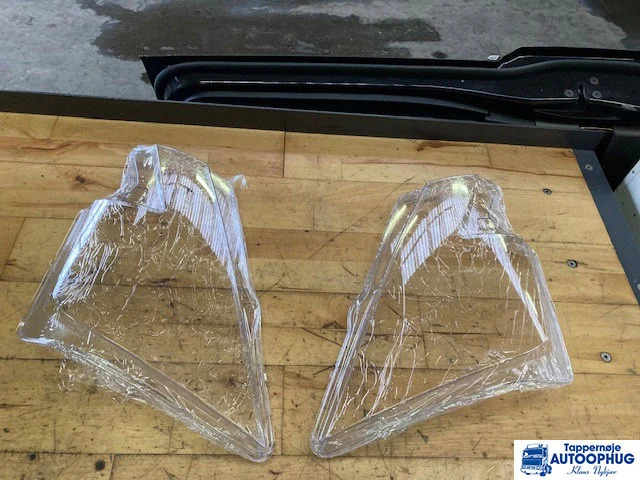 Volvo FH5 H7 – Forlygte glas - Elektriskt system för Lastbil: bild 1 Volvo FH5 H7 – Forlygte glas - Elektriskt system för Lastbil: bild 1