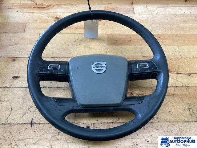 Volvo Steering wheel Volvo 22375510 - Hytt och interiör för Lastbil: bild 2 Volvo Steering wheel Volvo 22375510 - Hytt och interiör för Lastbil: bild 2