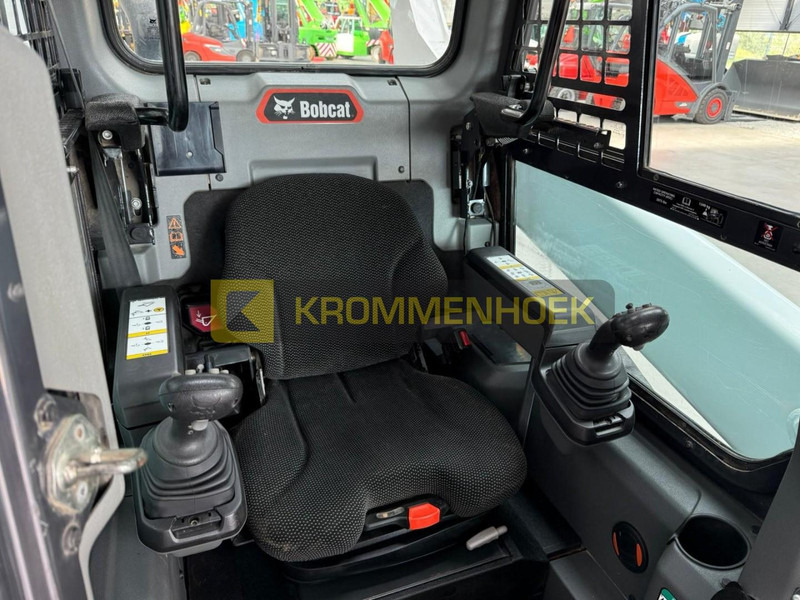 Kompaktlastare/ Slirstyrda lastare Bobcat T 76: bild 13 Kompaktlastare/ Slirstyrda lastare Bobcat T 76: bild 13
