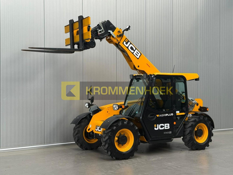JCB 525-60 Agri plus - Teleskoplastar: bild 2 JCB 525-60 Agri plus - Teleskoplastar: bild 2
