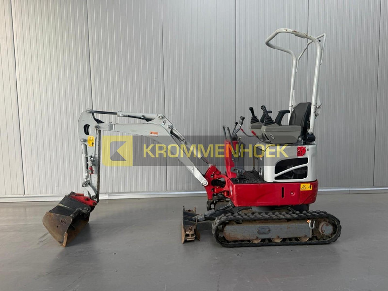 Takeuchi TB 210 R - Minigrävmaskin: bild 1 Takeuchi TB 210 R - Minigrävmaskin: bild 1