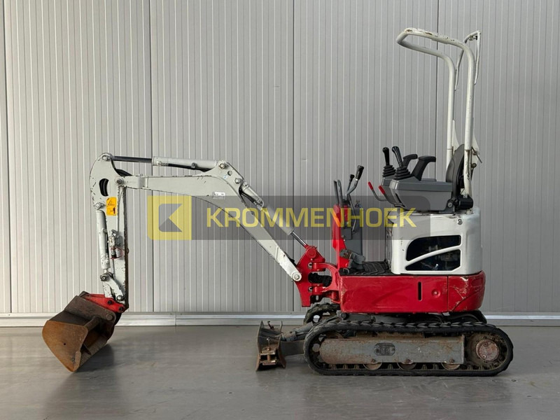 Takeuchi TB 210 R - Minigrävmaskin: bild 1 Takeuchi TB 210 R - Minigrävmaskin: bild 1