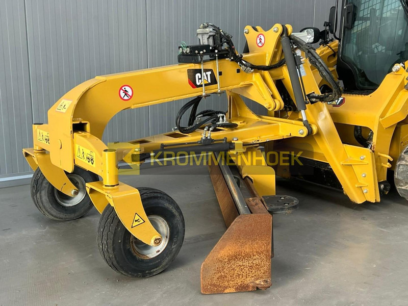 Caterpillar Grader Cobra 2700 HD Aanbouwgrader voor Schranklader - Tillbehör: bild 1 Caterpillar Grader Cobra 2700 HD Aanbouwgrader voor Schranklader - Tillbehör: bild 1