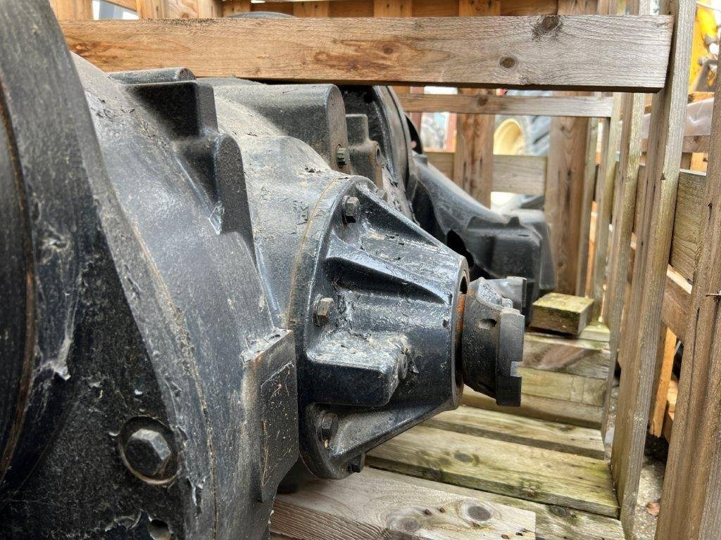 Case IH Case IH Front axle Steiger 470 Quadtrac, Steiger 5 - Framaxel för Traktor: bild 3 Case IH Case IH Front axle Steiger 470 Quadtrac, Steiger 5 - Framaxel för Traktor: bild 3