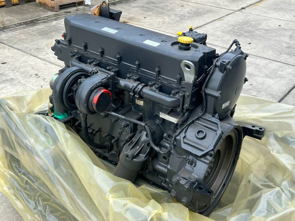 New Holland Engine - FPT Cursor 9 - F2CE9684A - Motor för Lantbruksmaskiner: bild 5 New Holland Engine - FPT Cursor 9 - F2CE9684A - Motor för Lantbruksmaskiner: bild 5