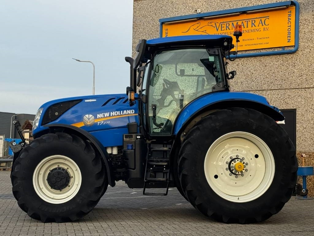 New Holland T7.270 Auto Command, frontlinkage + PTO,1091 hr - Traktor: bild 2 New Holland T7.270 Auto Command, frontlinkage + PTO,1091 hr - Traktor: bild 2