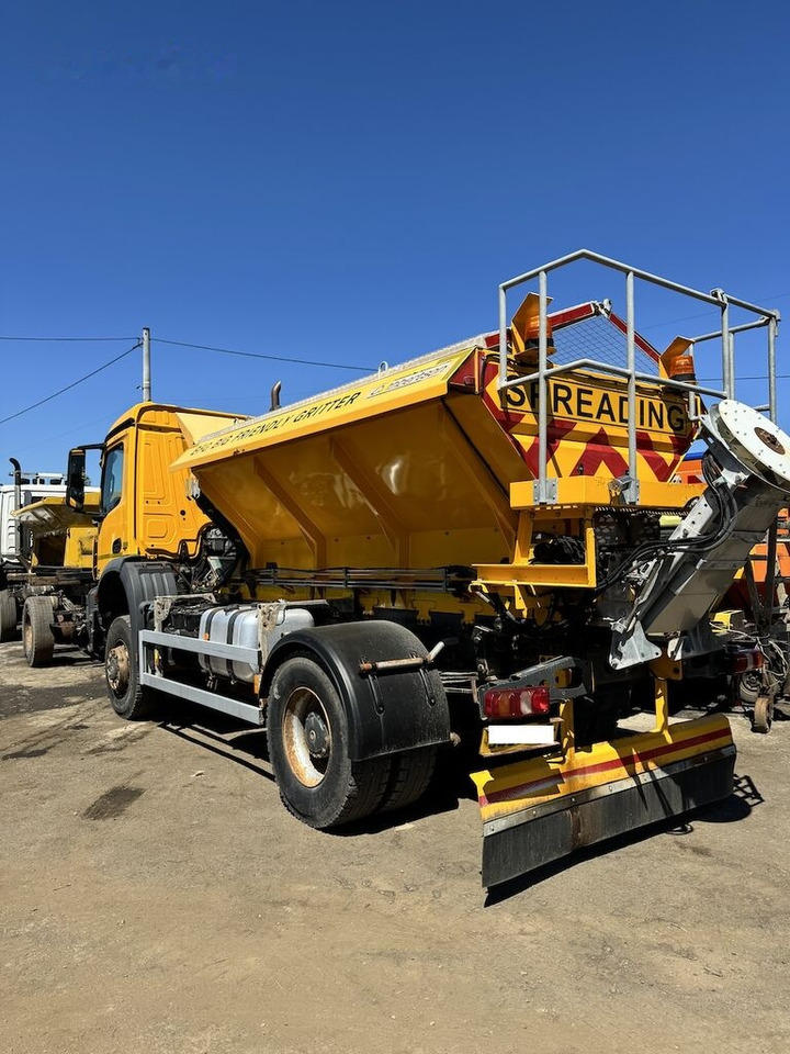 Mercedes-Benz 1824 - Utility/ Specialfordon, Lastbil: bild 4 Mercedes-Benz 1824 - Utility/ Specialfordon, Lastbil: bild 4