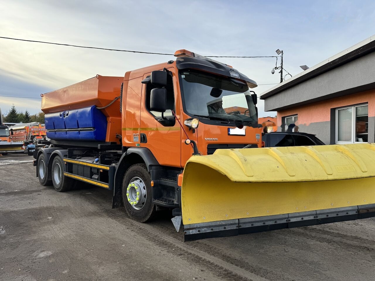 Volvo FE340 - Plogbil: bild 3 Volvo FE340 - Plogbil: bild 3