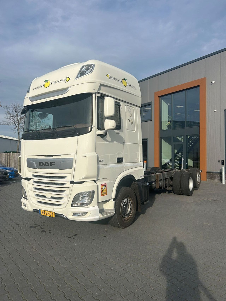 DAF XF 530 XF530 Super Space Cab FAR - Chassi lastbil: bild 1 DAF XF 530 XF530 Super Space Cab FAR - Chassi lastbil: bild 1