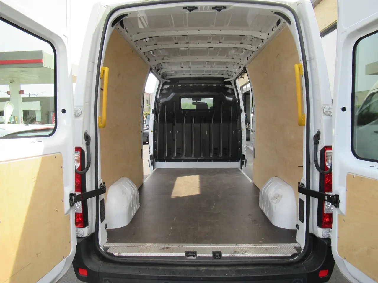 Opel Movano L3H2 AIRCO 2X/PL 14800€+TVA - Skåpbil: bild 5 Opel Movano L3H2 AIRCO 2X/PL 14800€+TVA - Skåpbil: bild 5