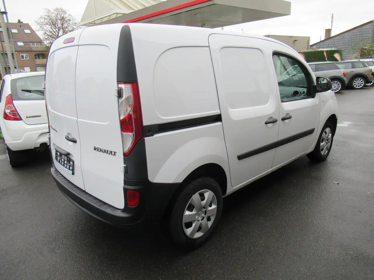 Renault Kangoo 15 DCI GRAND CONFORT CLIM 8250€+TVA/BTW - Små skåpbil: bild 2 Renault Kangoo 15 DCI GRAND CONFORT CLIM 8250€+TVA/BTW - Små skåpbil: bild 2
