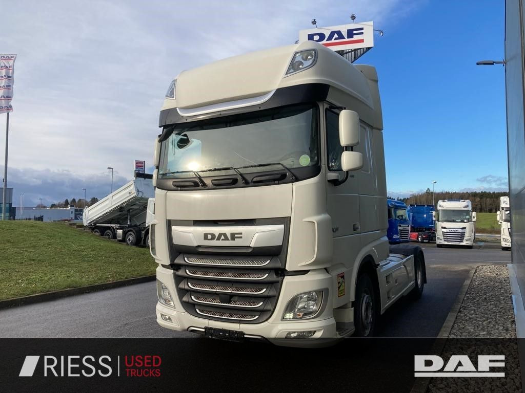 DAF XF 480 FT Super Space Cab Intarder / Nebenantrie DAF XF 480 FT Super Space Cab Intarder / Nebenantrie - Dragbil: bild 4 DAF XF 480 FT Super Space Cab Intarder / Nebenantrie DAF XF 480 FT Super Space Cab Intarder / Nebenantrie - Dragbil: bild 4