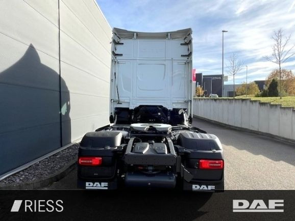 DAF XG 530 FT Alcoa Leder Vollluft Standklima - Dragbil: bild 4 DAF XG 530 FT Alcoa Leder Vollluft Standklima - Dragbil: bild 4