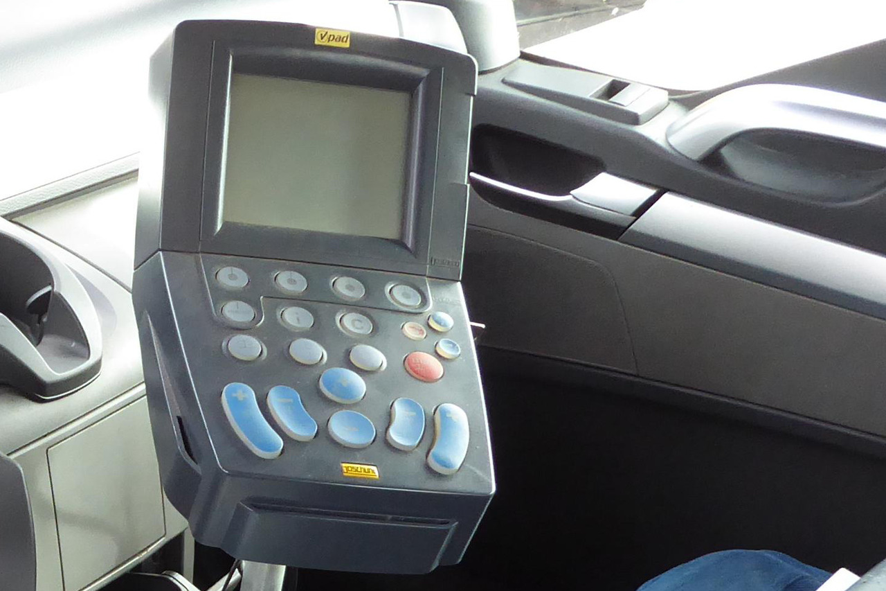 Lastväxlare lastbil KÜPPER-WEISSER /GMEINER/BUCHER Feuchtsalzstreuer Salzstreuer Streuer: bild 8 Lastväxlare lastbil KÜPPER-WEISSER /GMEINER/BUCHER Feuchtsalzstreuer Salzstreuer Streuer: bild 8