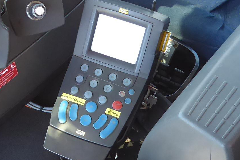 KÜPPER-WEISSER /GMEINER/BUCHER Feuchtsalzstreuer Salzstreuer Streuer auf Abrollgestell - Lastväxlare lastbil: bild 4 KÜPPER-WEISSER /GMEINER/BUCHER Feuchtsalzstreuer Salzstreuer Streuer auf Abrollgestell - Lastväxlare lastbil: bild 4