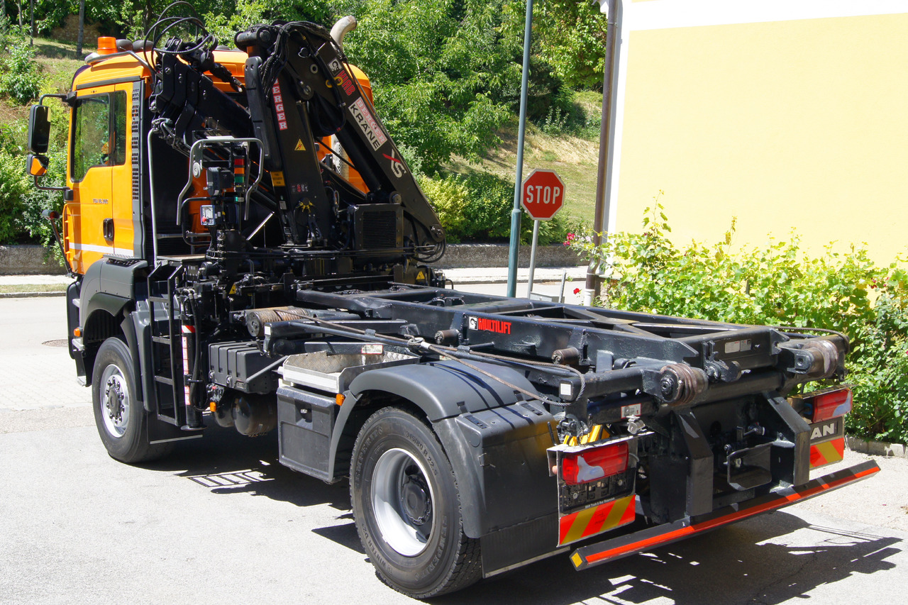 MAN TGA 18.360 BL 4x4/Euro4/TÜV/HIAB 111 korbfähig/MULTILIFT/Winterdienst - Lastbil med kabelsystem, Kranbil: bild 4 MAN TGA 18.360 BL 4x4/Euro4/TÜV/HIAB 111 korbfähig/MULTILIFT/Winterdienst - Lastbil med kabelsystem, Kranbil: bild 4
