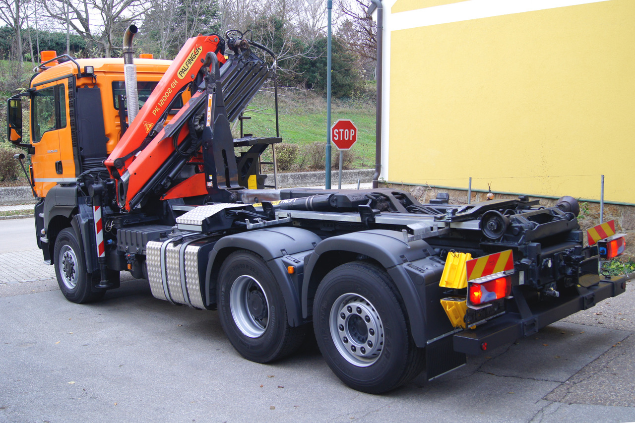 MAN TGS 28.400 BL 6x4-4/PK 12002 D/PALIFT/Winterdienst/Streuer/Pflug - Tippbil lastbil, Kranbil: bild 3 MAN TGS 28.400 BL 6x4-4/PK 12002 D/PALIFT/Winterdienst/Streuer/Pflug - Tippbil lastbil, Kranbil: bild 3