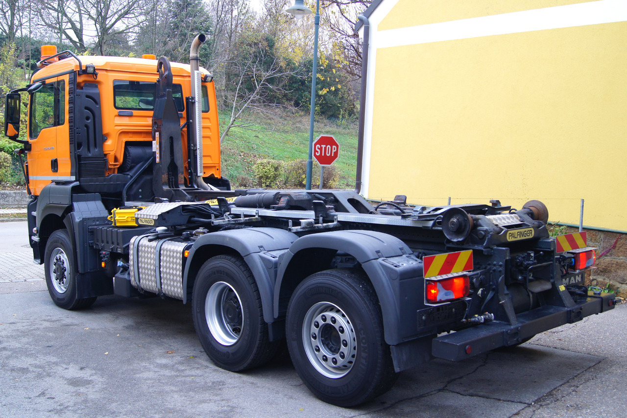 MAN TGS 28.400 BL 6x4-4/TÜV/PALIFT/Winterdienst/Salzstreuer/Streuer/Schneepflug - Tippbil lastbil: bild 5 MAN TGS 28.400 BL 6x4-4/TÜV/PALIFT/Winterdienst/Salzstreuer/Streuer/Schneepflug - Tippbil lastbil: bild 5