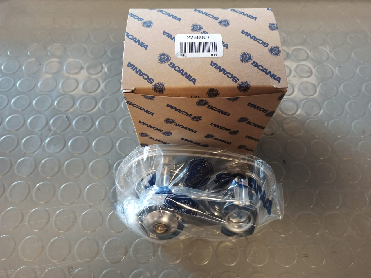 SCANIA THERMOSTAT - 2268067 - Termostat för Lastbil: bild 1 SCANIA THERMOSTAT - 2268067 - Termostat för Lastbil: bild 1