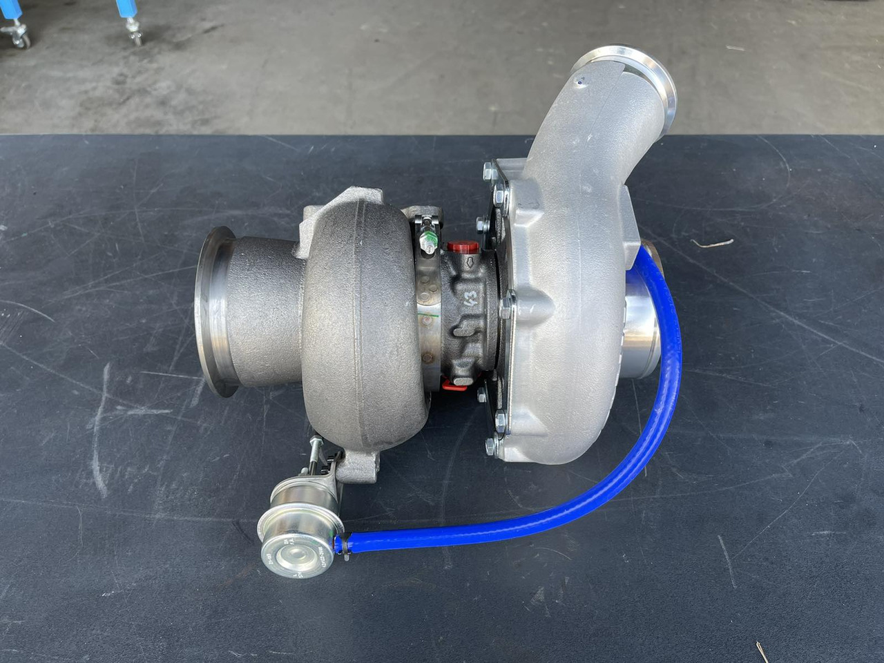 SCANIA TURBOCHARGER DC13 PDE - 2731993 - Turbo för Lastbil: bild 1 SCANIA TURBOCHARGER DC13 PDE - 2731993 - Turbo för Lastbil: bild 1