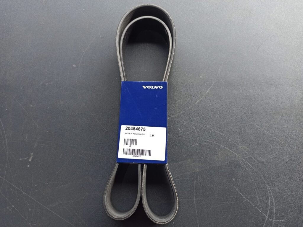 VOLVO V-RIBBET BELT 20464675 - Rem för Lastbil: bild 2 VOLVO V-RIBBET BELT 20464675 - Rem för Lastbil: bild 2