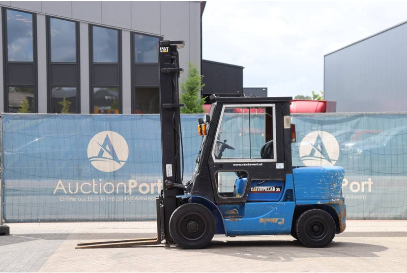 Caterpillar DP35K - Dieseltruck: bild 1 Caterpillar DP35K - Dieseltruck: bild 1