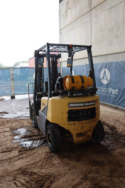 Daewoo-Doosan G20P-3 - Gasoltruck: bild 4 Daewoo-Doosan G20P-3 - Gasoltruck: bild 4