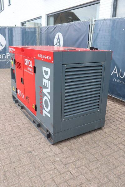 Devol Power VG-R30 - Elgenerator: bild 4 Devol Power VG-R30 - Elgenerator: bild 4