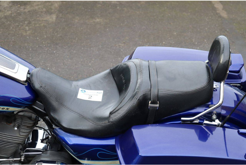 Motorcykel Harley-Davidson Street Glide C.V.O.: bild 16