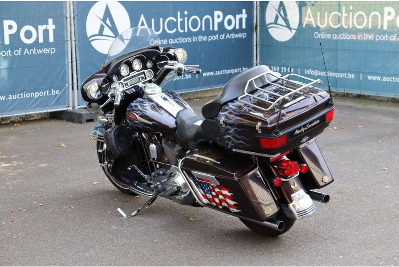 Harley-Davidson Ultra Classic CVO - Motorcykel: bild 4 Harley-Davidson Ultra Classic CVO - Motorcykel: bild 4