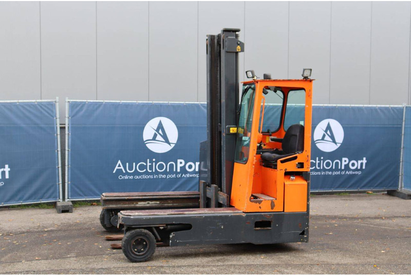 Hubtex DQ30D - Sidlastare: bild 1 Hubtex DQ30D - Sidlastare: bild 1