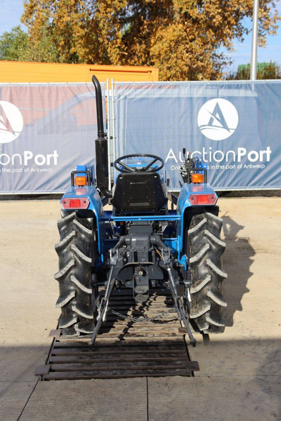 Iseki TU1700 - Traktor: bild 5 Iseki TU1700 - Traktor: bild 5